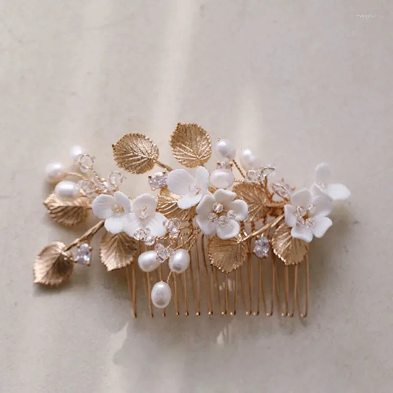 Hair Clips Copper Leaf Bridal Comb Pin Freshwater Pearls Women Jewelry Gold Color Wedding Piece