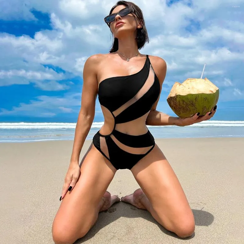 Hollow out swimsuit discount