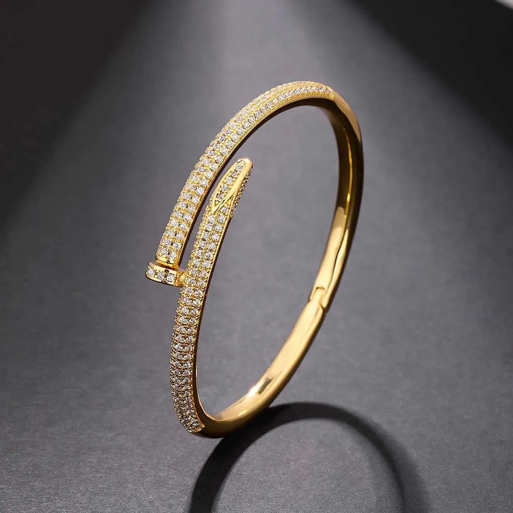 Bracelet de tournevis classique artier de luxe Bracelet pour femmes de mode de haute qualité Zircon Bijoux Tempérament Artisanat avec boîte d'origine