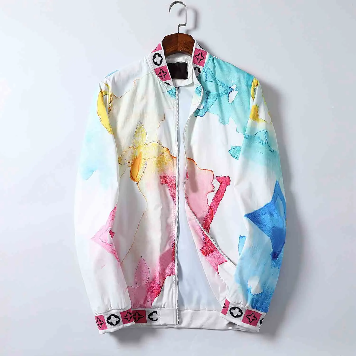 DHgate.com:Mens Spring/Autumn Hooded Windbreaker Jacket with