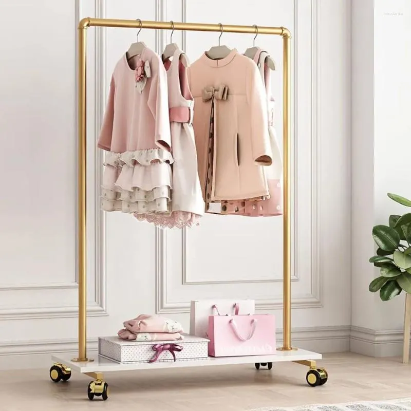 ハンガーFonechin Gold Metal Clothing Rack with Wood shelf Heady Duty Rolling Garment Wheels for Bedroom Retail Boutique使用