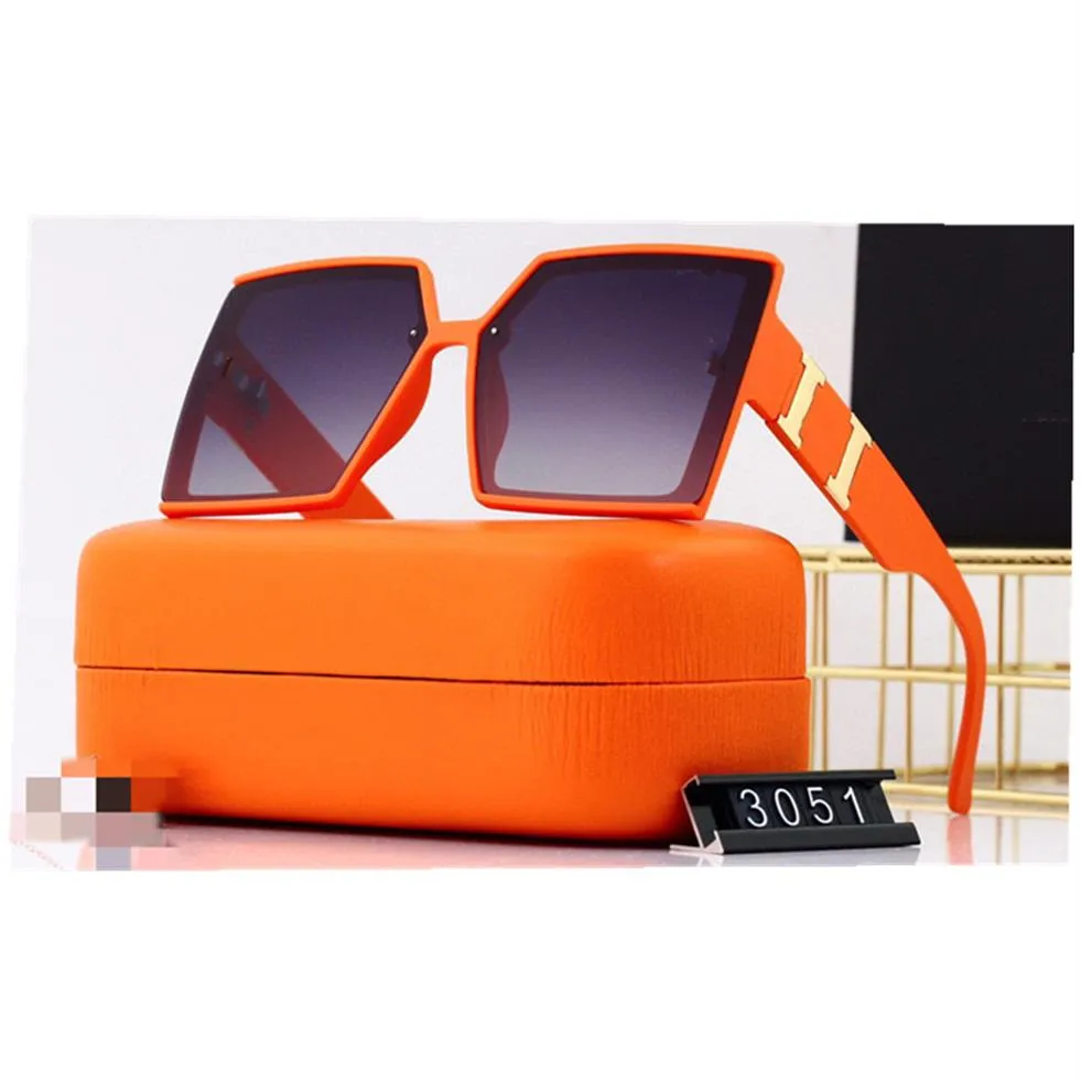 Designer Luxury Retro Polarized Sunglasses Man Woman Metal Large Square Frame Suitable for Fashion Beach Driving UV400 Oculos de s306A