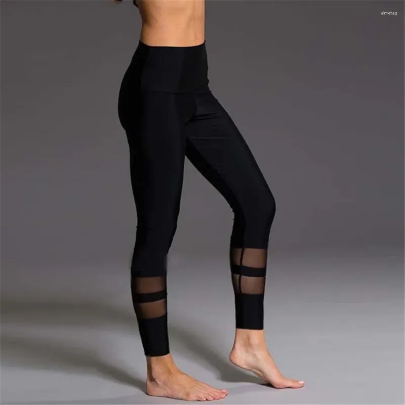 Aktywne spodnie 2024 Black Mesh Leggings Joga Rajstopy Jegging Femme chuda sport