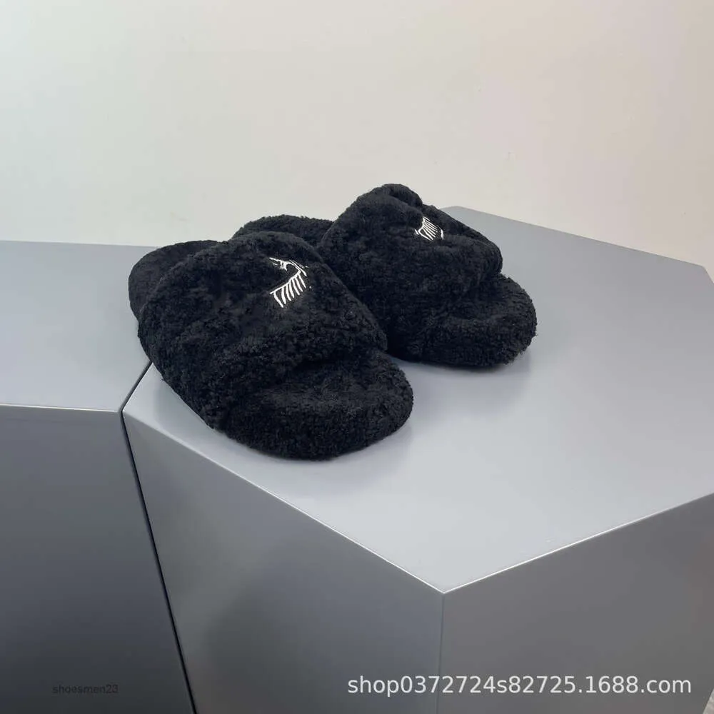 Familie Shearling Anti Lamsbont Sandalen Slipper Zwart Balencaiiga Dikke Zool Externe Vrouwelijke Slip Platte Bodem Sandaal Haar Harig 7102