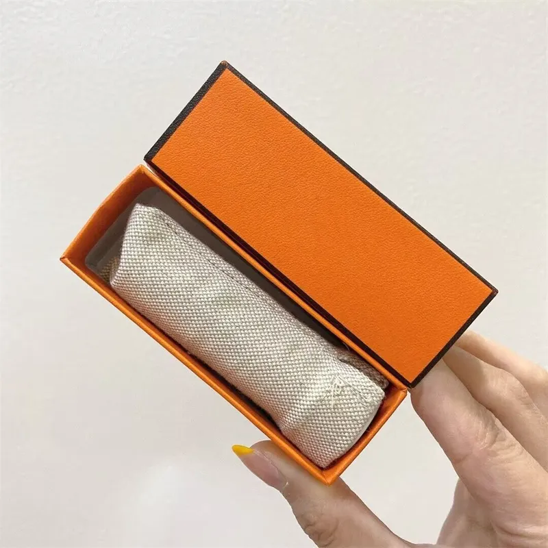 Satin Matte Lipsticks   17 Long Lasting Colors   3.5g... 