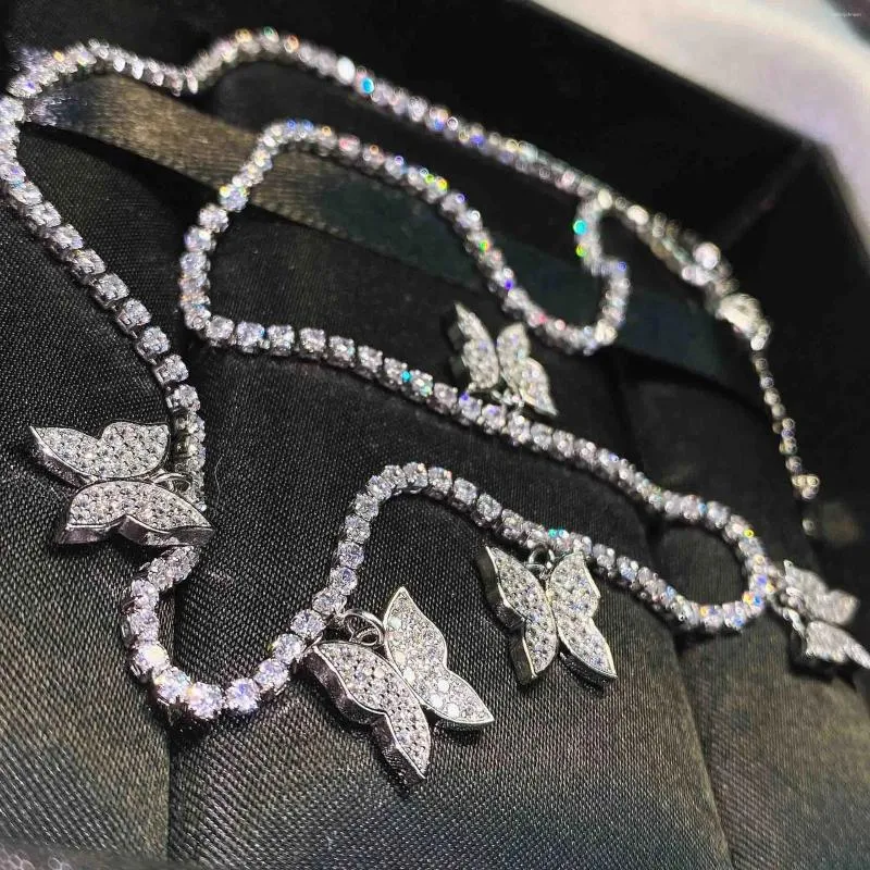 Hängen Trendiga silverfärg Cubic Zirconia Tennis Halsband Eleganta fjärilar Pendant Choker Ladies Jewelry