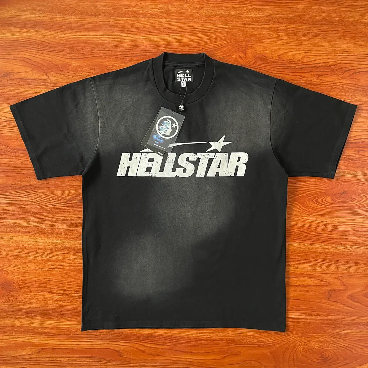 Hellstar Hoodies Designer Camisas Homens Solto Hoodie Tees High Street Camiseta Rapper Lavagem Cinza Pesado Artesanato Unissex Manga Curta Mulheres Pulôver Tops US Tamanho SMLXL