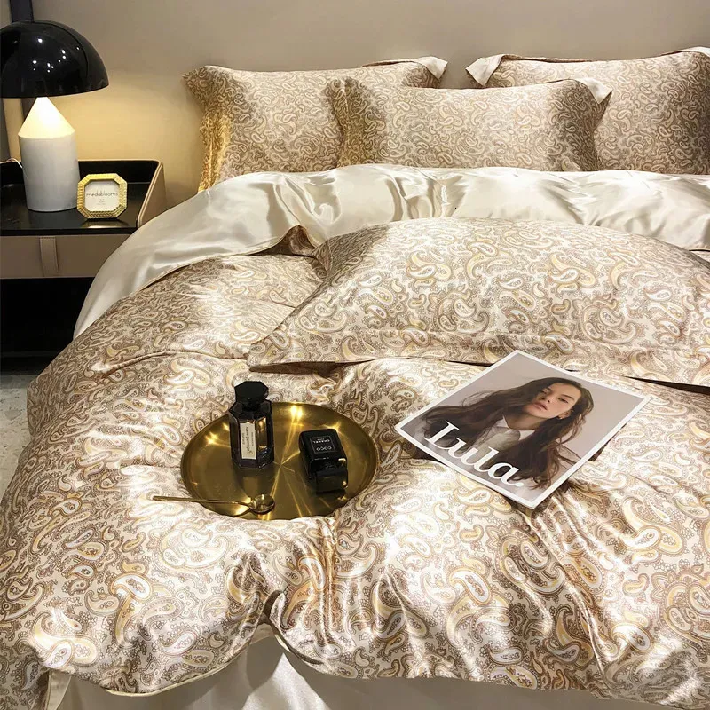 Conjuntos de cama Natural Mulberry Silky Blending Duvet Cover Set com lençóis Highend Satin Luxury Queen Sets 231030