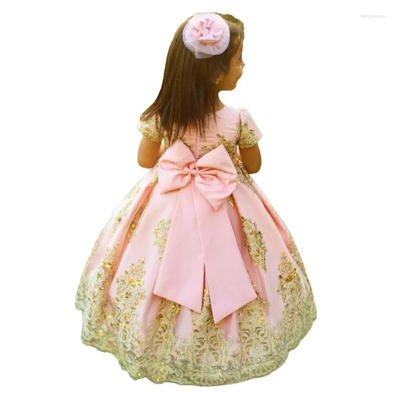 Kız Elbiseler Pembe Çiçek O Boyun Kısa Kollu Dantel Aplikler Bebek Bowknot Balo Gown ile Prenses Pagenat Elbise