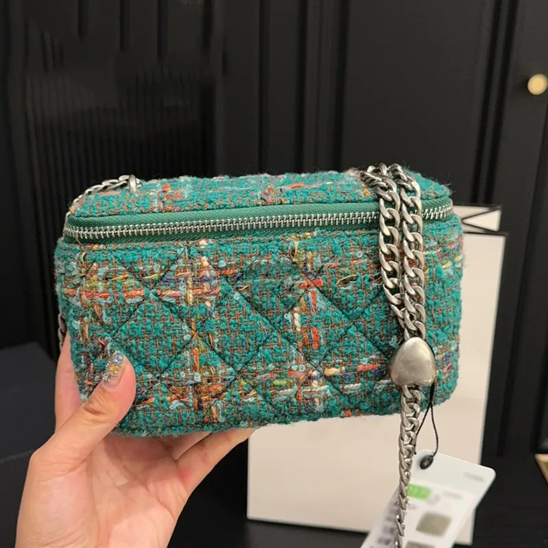 Tasarımcı Klasik 23S Mini Tweed Vanity Case Crossbody Çanta Yüksek Kaliteli Lüks Kadın Moda Makyaj Kutusu Omuz Çantası Fransız Marka Bayanlar Çanta Satchel