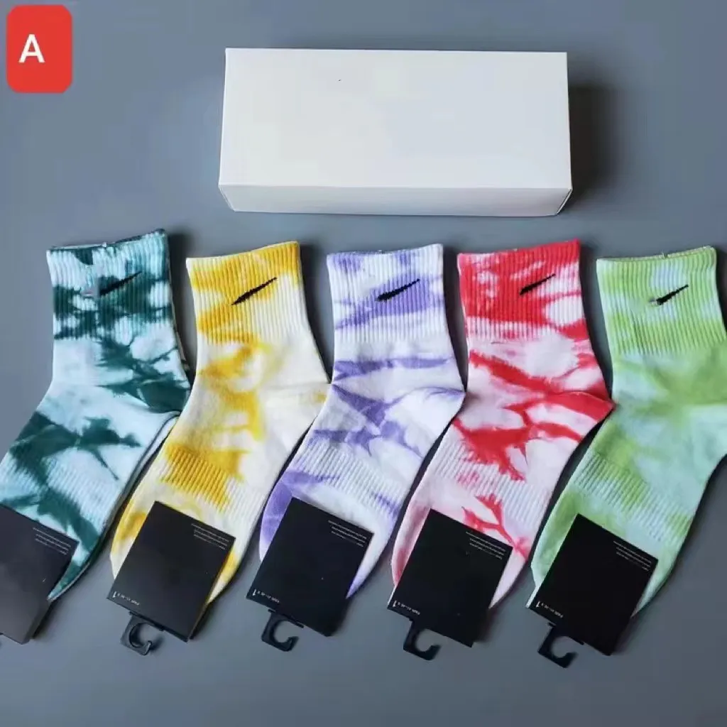 Mens Socks Tie Dye Women Mens Strumpor Socks Breattable Pure Cotton Socks Wholesale Jogging Basketball Football Sports Socks With Box