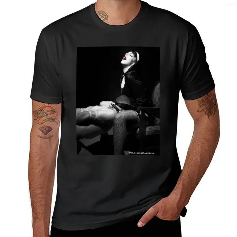 Polo da uomo Closer To God (Giovanni 6:56) T-shirt Ragazzi Magliette bianche Maglietta nera Abbigliamento hippie per un ragazzo Uomo divertente