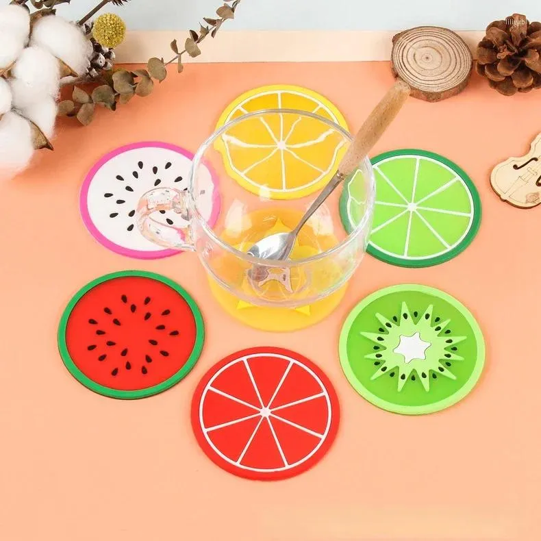 Table Mats 2023 Cute Cartoon Mat Jelly Fruit Heat Resistant Coasters Creative Non-slip Thermal Insulation Silicone