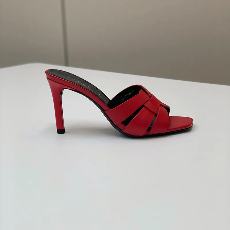 Sandales à talons hauts pour femmes, chaussures habillées, à la mode, simples et confortables, en cuir laqué, 2024