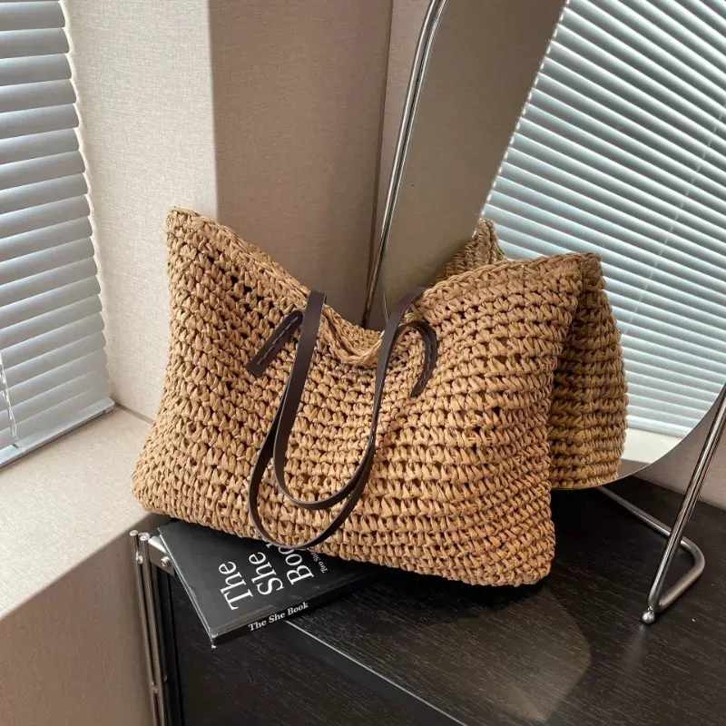 Shopping Bags Straw Woven Tote Bags Summer Casual Large Capacity Handbags Fashion Beach Women Shoulder Simple Style Shopping Beach Bag 231031