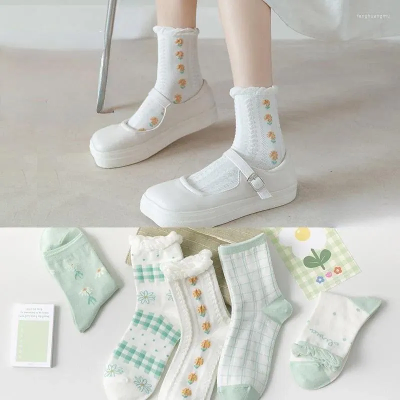 여자 양말 5pcs/일본 kawaii 여자 달콤한 꽃 5 색 흰색 면화 3 차원 패션 JK Lolita Fashion Sox