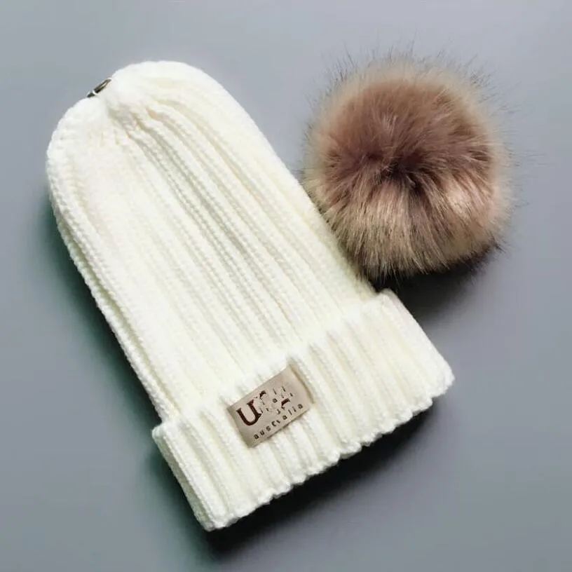 Fashion Women Knit Beanie Designer Warm Winter Hats Large Faux Fur Pom Poms Bobble Hat Knitted Ski CapA
