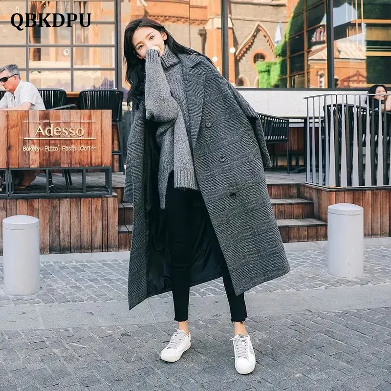 Women's Wool Blends Vintage Plaid Striped Mid-Length Woolen Coat Women Winter Thicken Korean Loose Double Breasted Streetwear Wool Blend Overcoats 231030