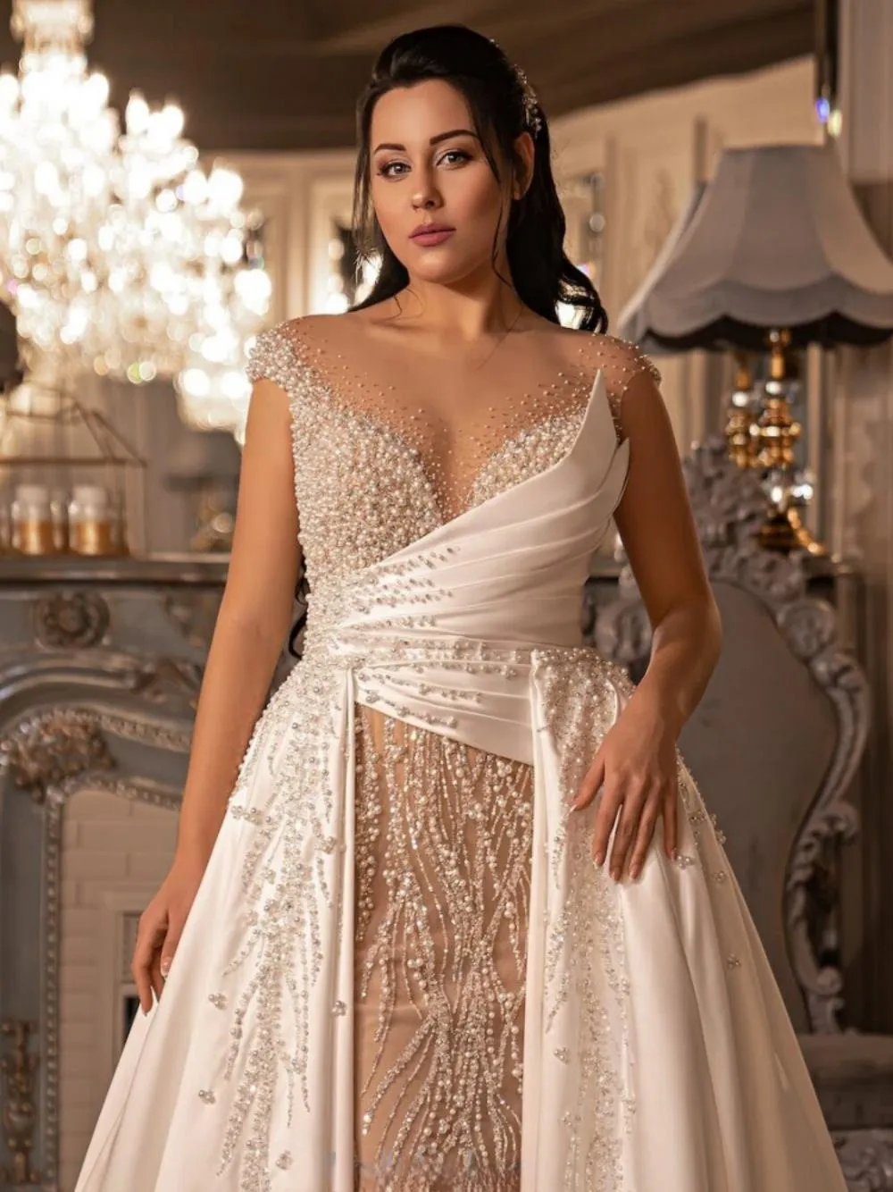 Vestido Nupcial De Lentejuelas Con Tren Desmontable Vestido De Boda De  Perlas De Manga Corta De Cuello De 163,37 € | DHgate, image size:1000x1334