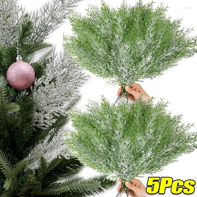 Flores decorativas 1/5 pçs ramos de pinheiro artificial decoração de natal simulação planta verde folhas de neve diy ano decorações para casa navidad