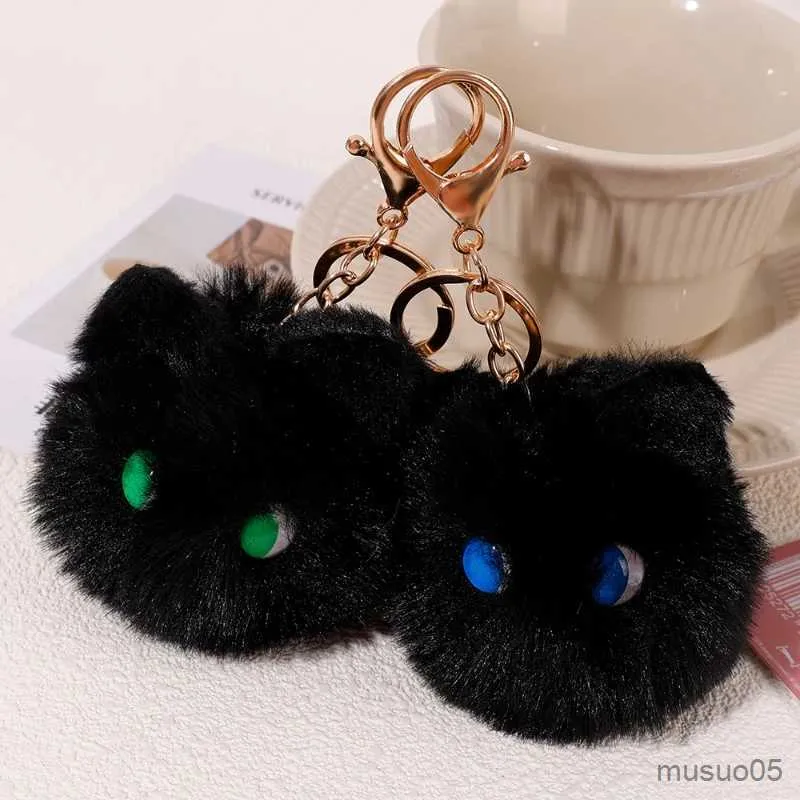 Mobiltelefonkedjan Fashion Plush Cartoon Cute Hairy Plush Cat Ball Chain Doll Toy Pendant Key Chains School Bag Bag Phone Ornament Keyring R231031