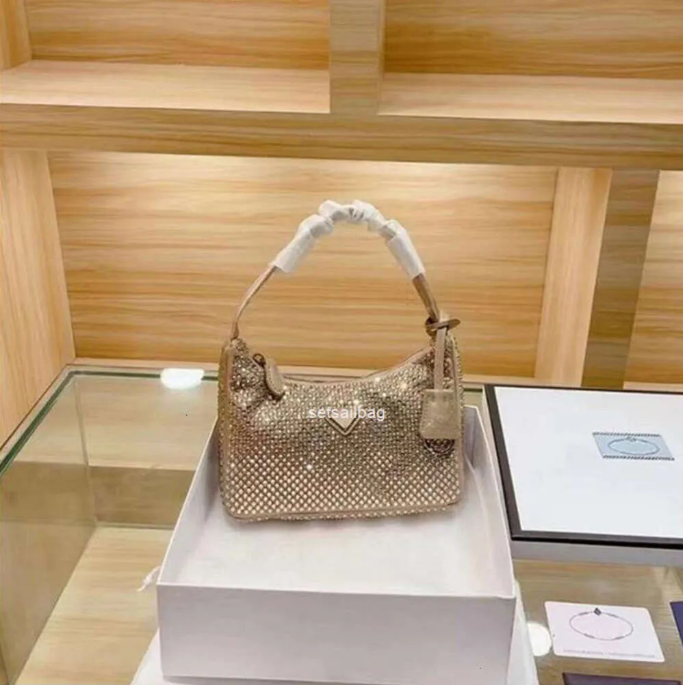 Borse da sera Borse a tracolla Borsa a tracolla da donna con diamanti Nuove borse di cristallo Moda estiva Borse sotto le ascelle Borse di lusso Bling Nylon Qualità Classico lucido