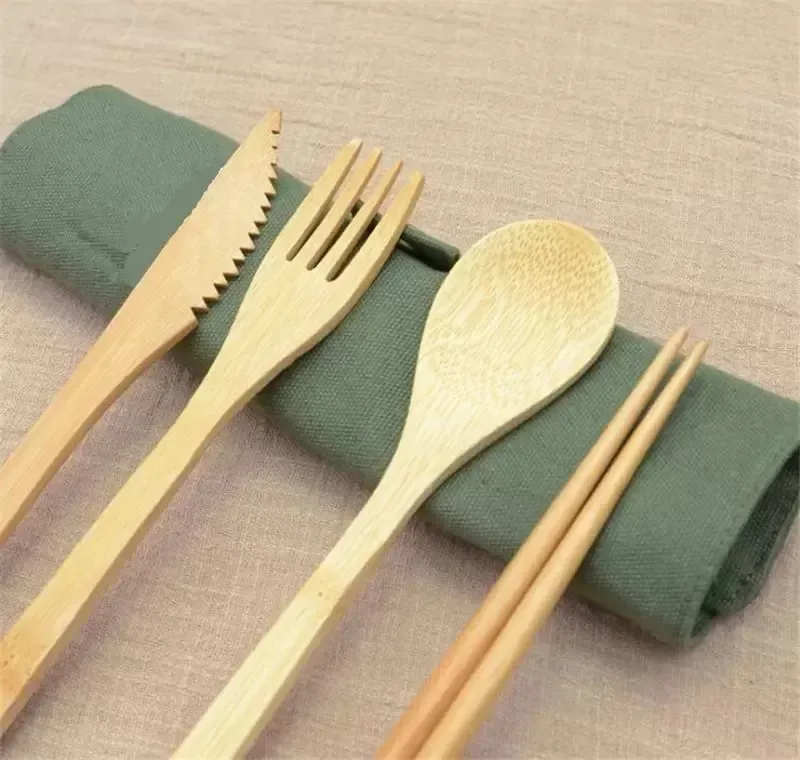 Set di stoviglie in legno all-match Cucchiaino di bambù Forchetta Coltello da zuppa Set di posate per catering con borsa di stoffa Utensili da cucina Utensili da cucina