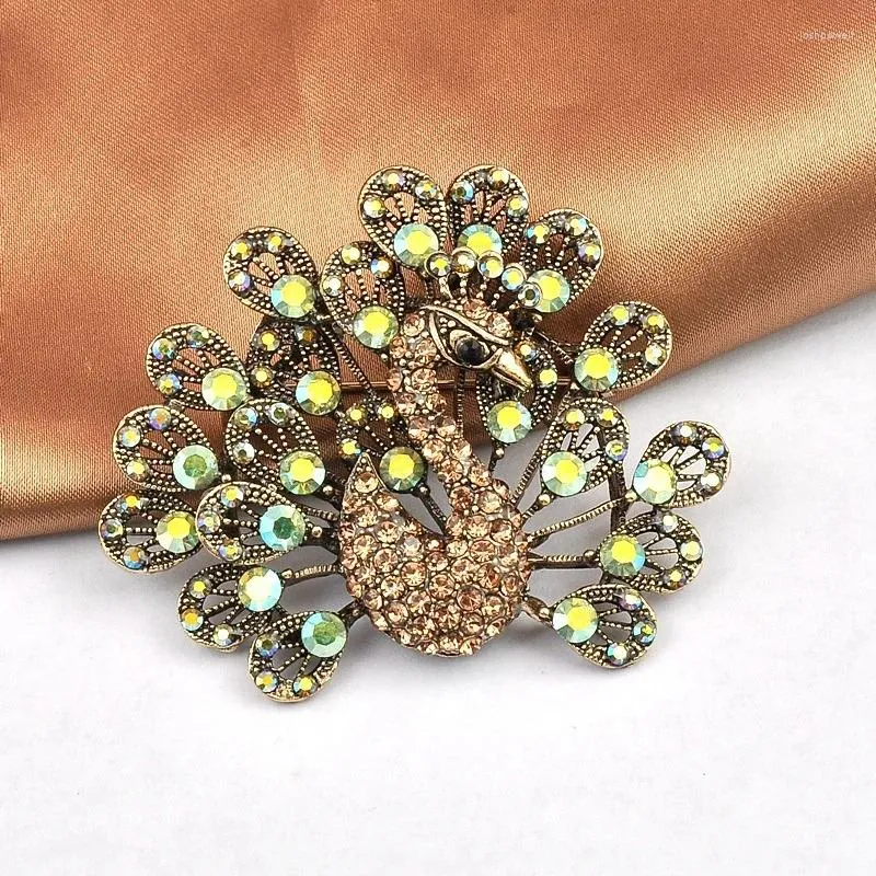 Brooches High End Fashion Peacock Open Screen Brooch Cute Coat Decorative Pin Universal Clothing Accessories For Men And Women