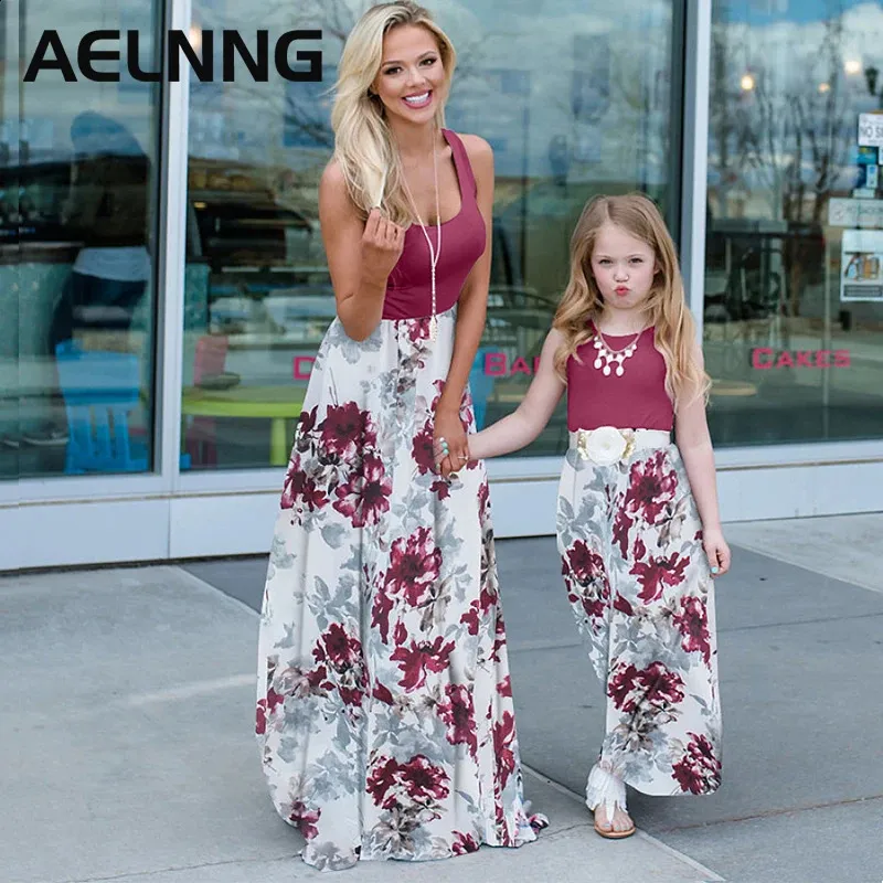 Family Matching Outfits Mom And Daughter Dresses Sleeveless Printing Girl Summer Dress Outfit Even Mother Kids Clothes Q008 231030