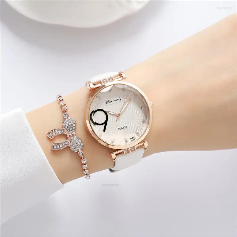 Zegarek na rękę mody damski zegarek kwarcowy kryształ z kryształami dla kobiet biały skórzany pasek zegarowe zegarki prezentowe