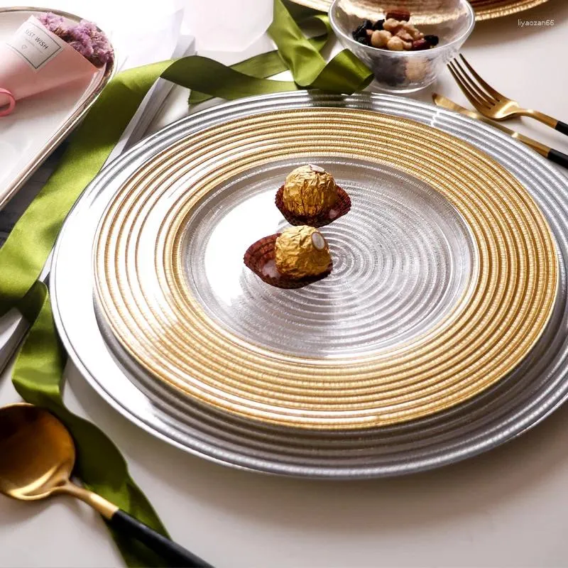 Assiettes en gros assiette en verre moderne ensemble fantaisie décoratif avec de l'or pour le mariage et la fête