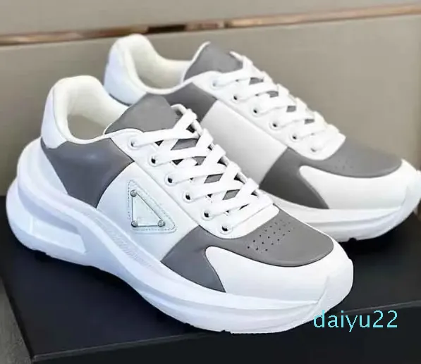 Famous Design Prax Sneakers Shoes Lace-up Men Calfskin Leather Rubber Sole Skateboard Walking Party Wedding Dress Fabric Runner Sports With Box