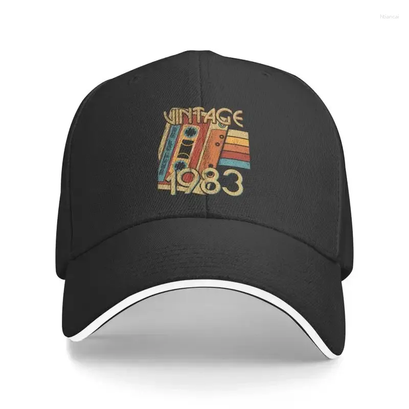 Berets Fashion Unisex Vintage 1983 Cassette Tape Baseball Cap Adult Adjustable Dad Hat Women Men Outdoor