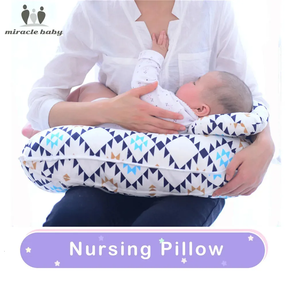 Kuddar 2st/Set Baby Nursing Pillows Maternity Baby Baby ammande kudde spädbarn U-formad född bomullsmatning midja kudde 231031