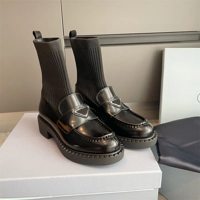Designer Comfort Monolit szczotkowane skórzane kobiety mokasyny zwykłe buty Trójkąt Patent Oxford Chunky Sneakers Luksusowa kobieta klasyczne matowe trenerzy na zewnątrz M1