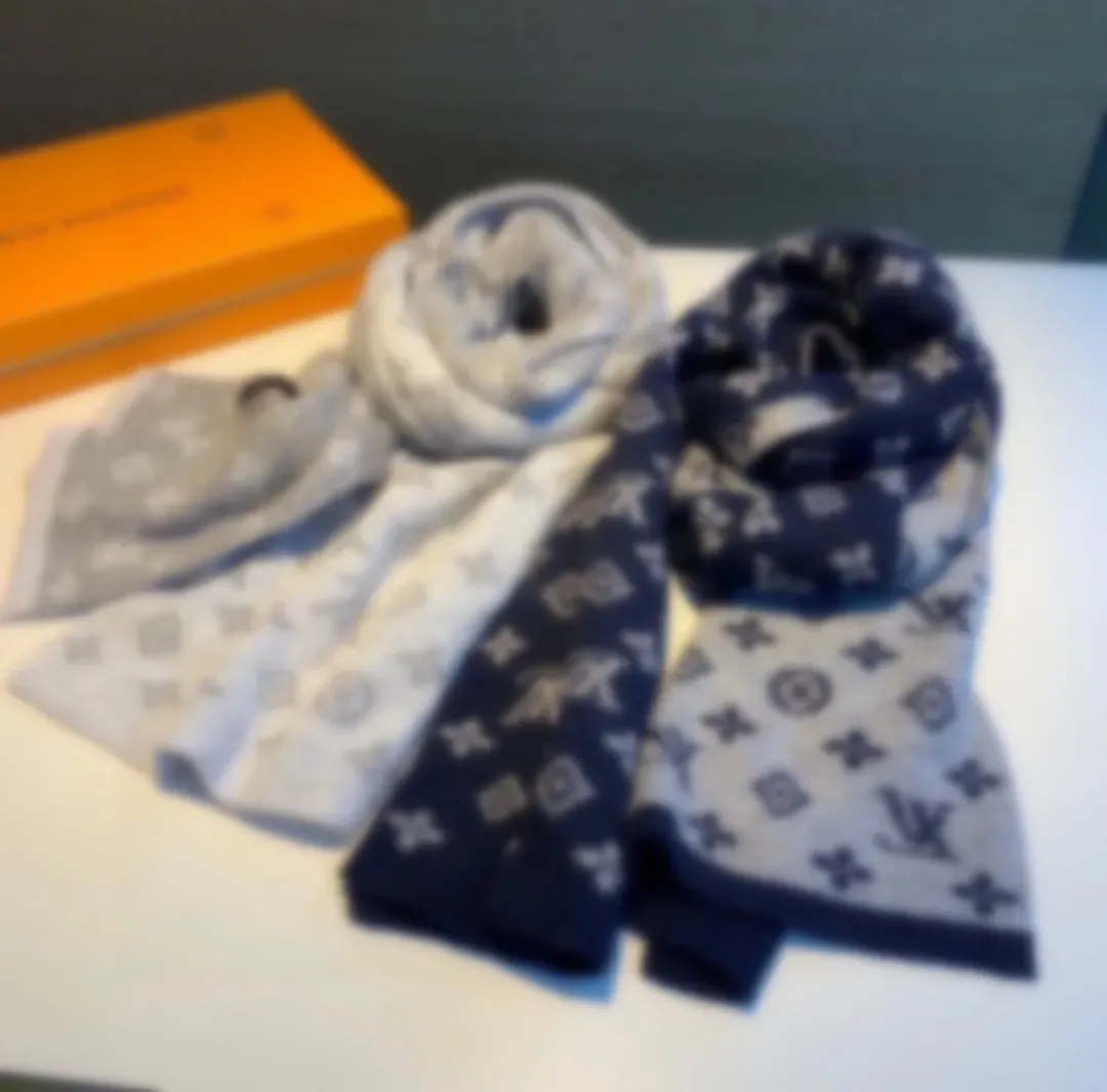 Projektant v Cashmere Scarf Winter Woman and Men Długie szalik Jakość opaski na głowę moda klasyczne projektant szalików szalików