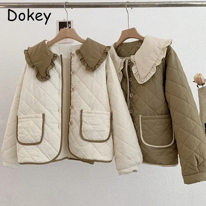 Womens Down Parkas Vintage Kawaii Cotton Padded Jacka Women Japanes Ruffled Peter Pan Collar Lolita Parka Winter Topps Warm Patchwork Quiltad Coat 231031