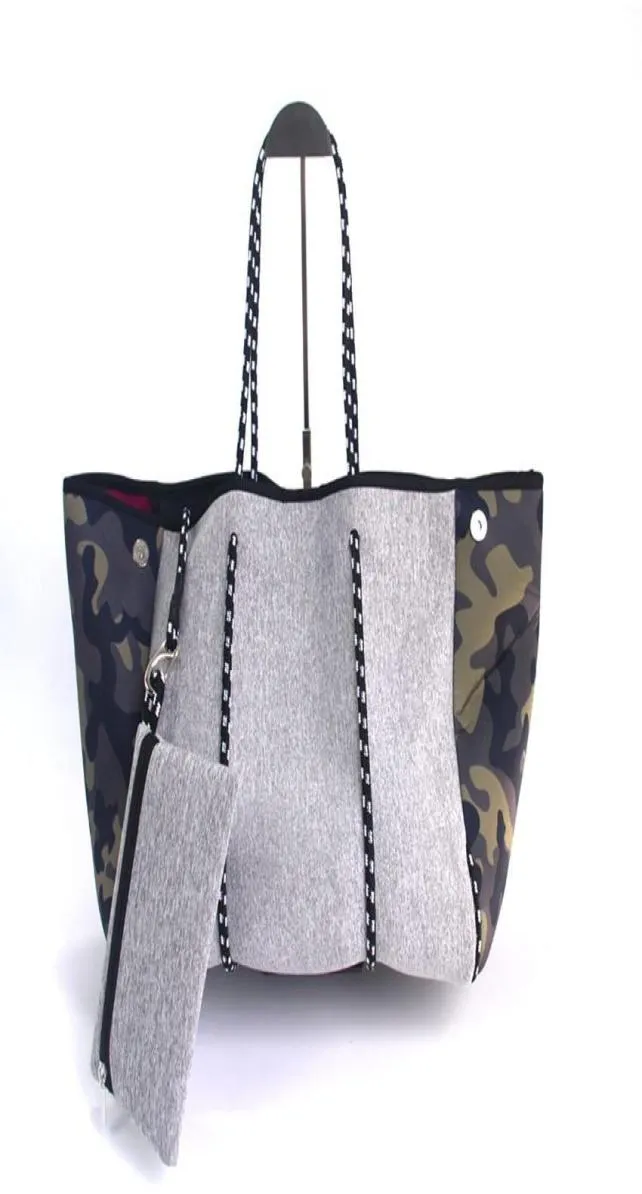 Leopard Print Camo Neoprene Beach Bag مع أكياس يدوية 49 أنماط في حزمة الحفاضات في الهواء الطلق يوجا يوجا تيلز 30 مساءً بواسطة Sea3475724