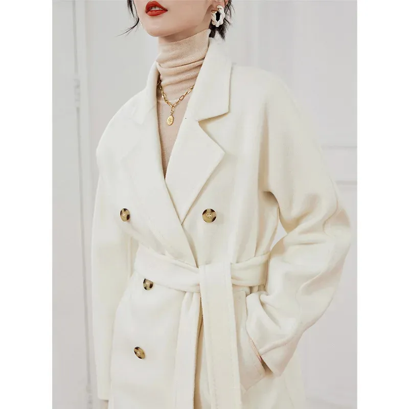 Women's Wool Blends White Double-sided Cashmere Coat Women's Wool Suit Coat Long Horn Buckle Woolen Coat Thickened Wool Winter Coat Cashmere 231030