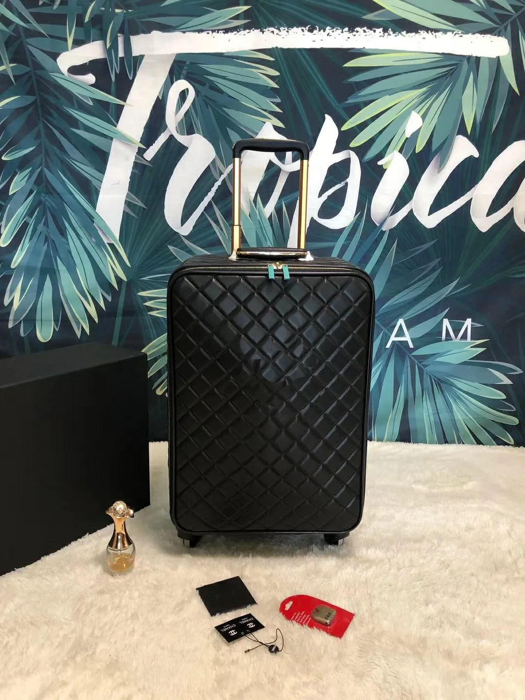 Overnight suitcase hot sale