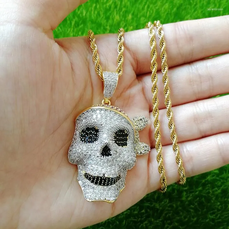 Colares pendentes Hip Hop Hip Hop Cubic Zirconia pavimentou Bling Iced Out Pirate Skull Pingents Colar para Men Rapper Jewelry Gold Silver Color