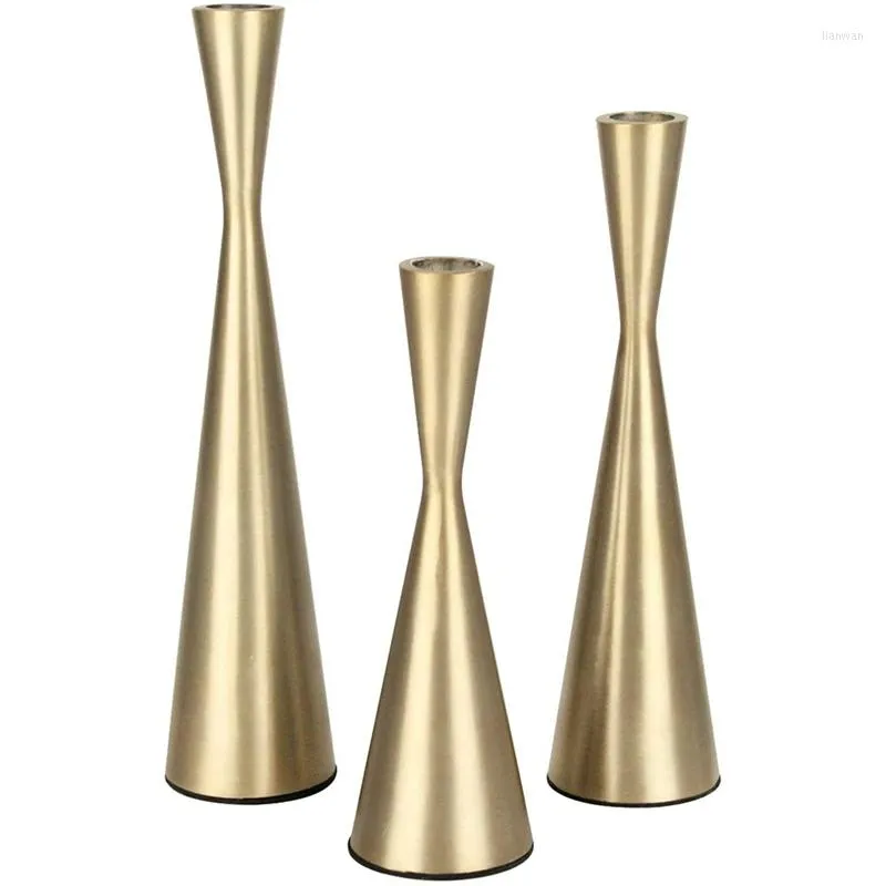 Titulares de vela Gold diminua o castiçal de metal 3pcs mesa decorativa para decoração de casa para jantar no casamento