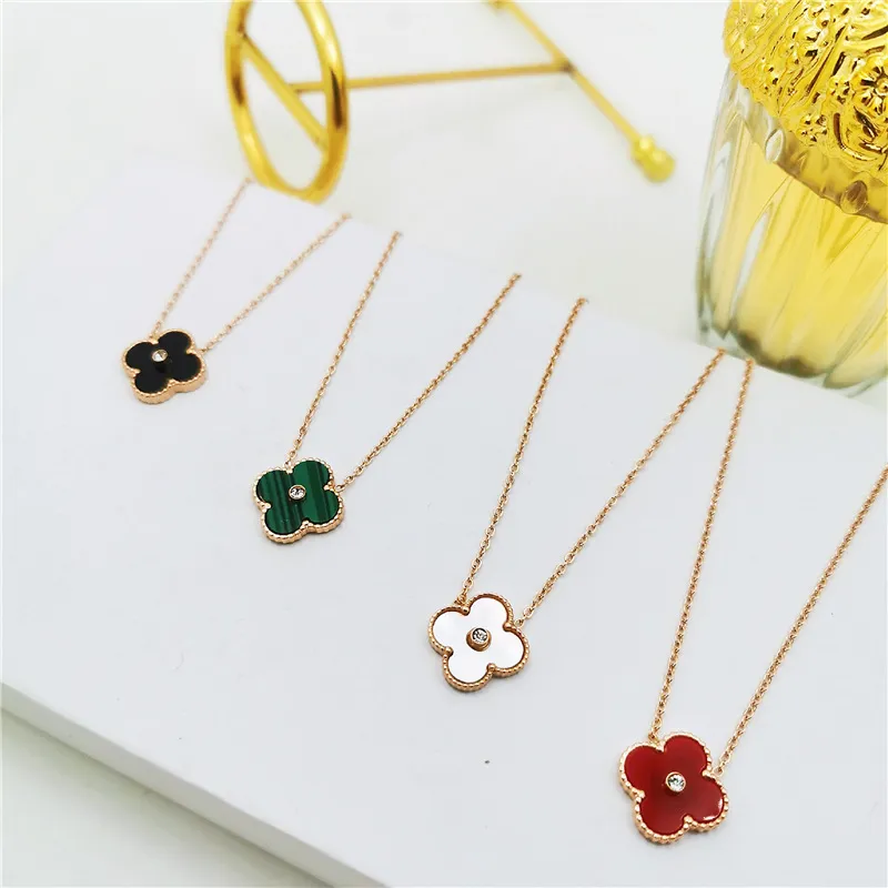 Fashion chain 18k Rose Gold Green Clover Pendant Necklaces with Cross Chain Choker Stainless Steel Necklace Designer Jewelry for Women