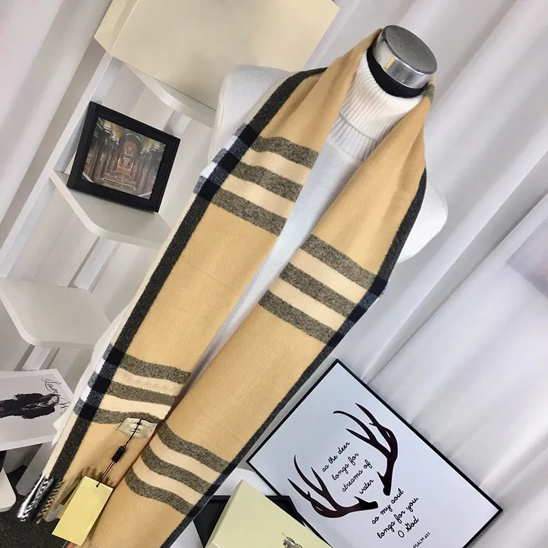 Luxurysデザイナースカーフファッショナブルなクラシックカラーマッチングショールユニセックス冬用汎用温かいスカーフ女性最高品質スカーフメン
