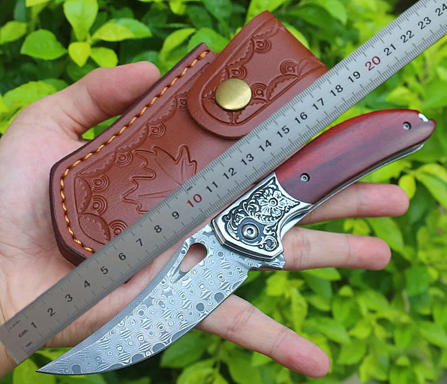 1Pcs R9501 Flipper Folding Knife Damascus Steel Drop Point Blade Rosewood with Steels Head Handle Ball Bearing Folder Knives with Leather Sheath