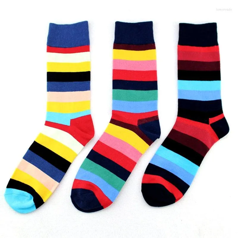 Herrensocken Farbe Regenbogen Streifenmuster Baumwolle Männer Crew Happy Hip Hop Britischer Harajuku Designer Marke Neuheit Geschenke für den Winter