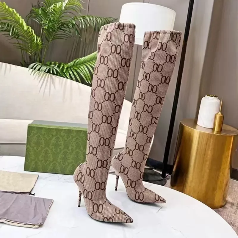 Bottes Design de luxe Femmes Bottes longues Mode G Fleurs Imprimé Tissu élastique Au-dessus du genou Botte Runway Hacker Project Aria tricoté Stiletto High