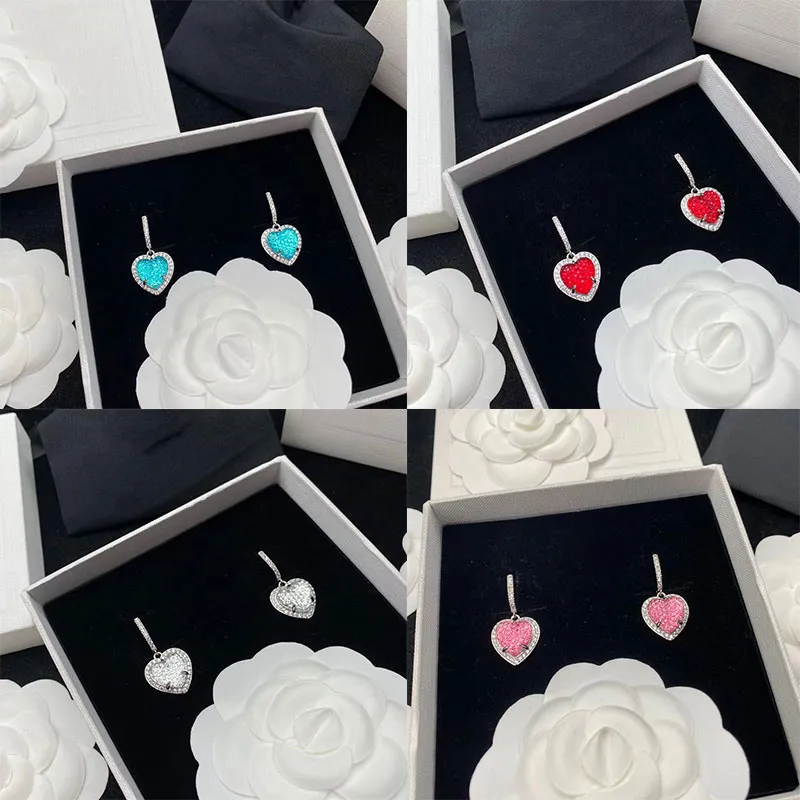2022 Top Design heart Charm love Designer Earrings brandjewelry8 Earring Designer for Women studs set luxury earing luxurious jewelry cjeweler ruby diamond whole
