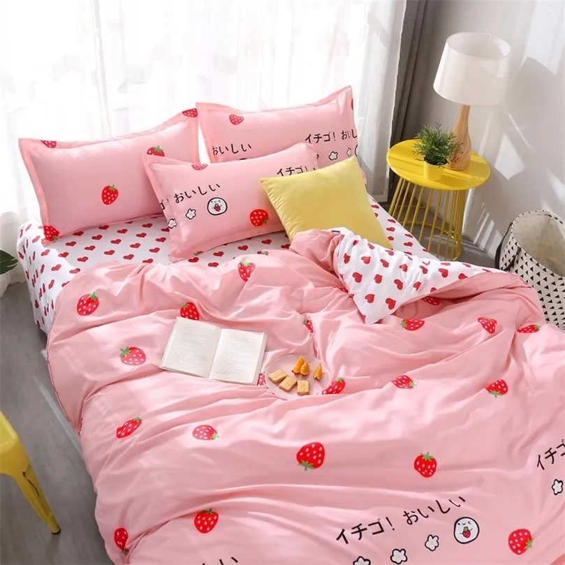 Set biancheria da letto 34 pezzi Set biancheria da letto Rosa Fragola Moda Lenzuola Queen Size Set biancheria da letto di lusso Set lenzuola Set copripiumino King Size 220901