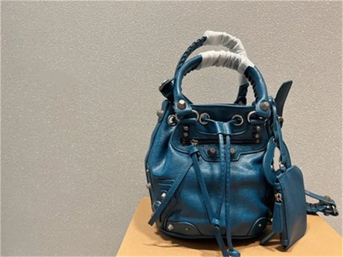 2022 Дизайнер Balencaigaity Fashion Evening Sags Sags Плековые сумки с поперечины кошельки рюкзаки eae